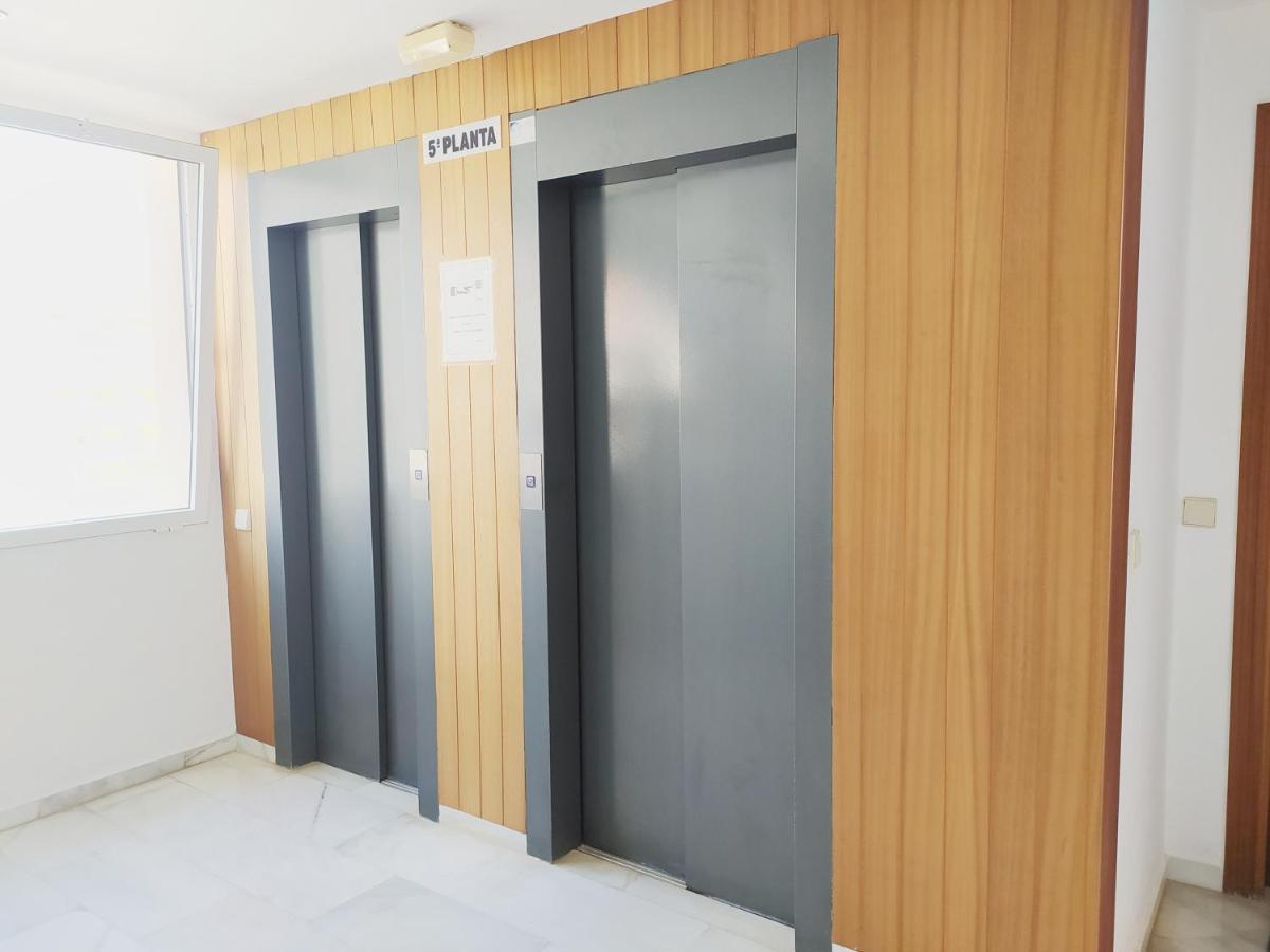Inmogest - Apartamento Mar Golondrinas - Parking Free Benalmádena Eksteriør billede